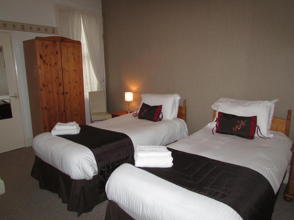 The Sea Crest Hotel Morecambe Phòng bức ảnh